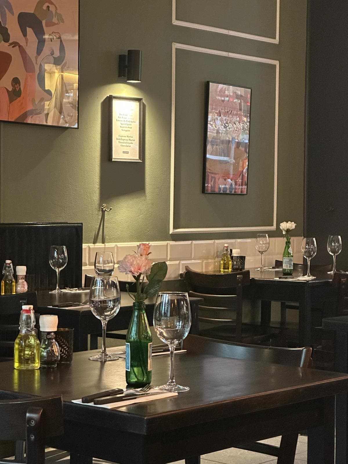 Sfeervolle eetzaal van het beste Italiaans restaurant in Haarlem Centrum