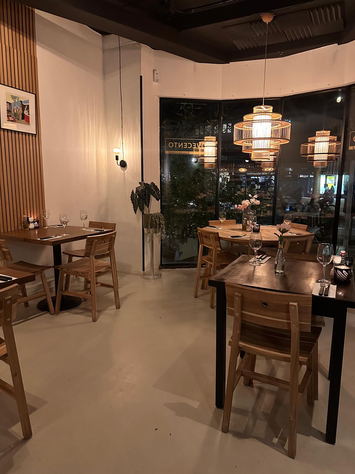 Gezellige bar en eetzaal van het beste Italiaans restaurant in Heemstede